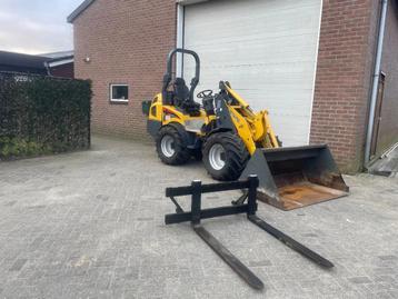 Mustang AL 406 Kniklader shovel 1400 uren! (Giant) beschikbaar voor biedingen