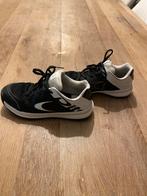 Dita kinder hockeyschoen maat 34 amper gedragen, Sport en Fitness, Hockey, Ophalen of Verzenden, Zo goed als nieuw, Schoenen