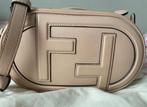 Fendi o’lock camera bag, Sieraden, Tassen en Uiterlijk, Tassen | Schoudertassen, Ophalen of Verzenden