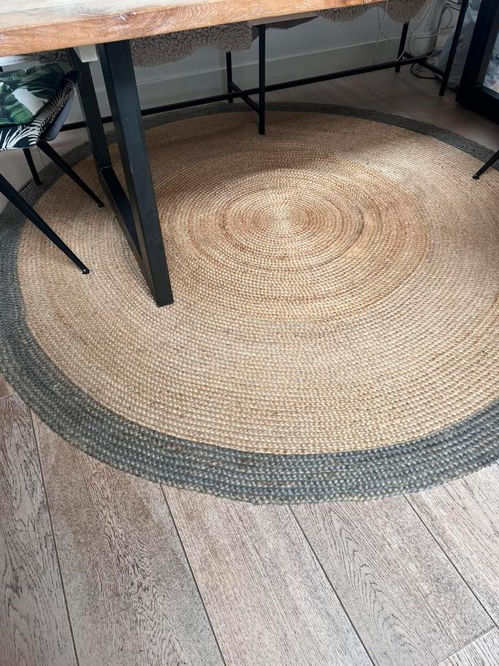 Groot dik rond naturel jute / sisal / hennep kleed 210m, Huis en Inrichting, Stoffering | Vloerbedekking, Gebruikt, Overige typen