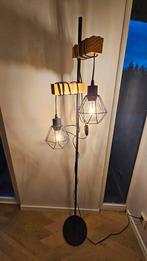 Vloerlamp zwart staal met houten details | industrieel, Ophalen, Zo goed als nieuw, 150 tot 200 cm, Metaal