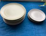Ikea ontbijt en dinner borden 2 kleuren, Gebruikt, Ophalen of Verzenden, Bord(en), Overige stijlen