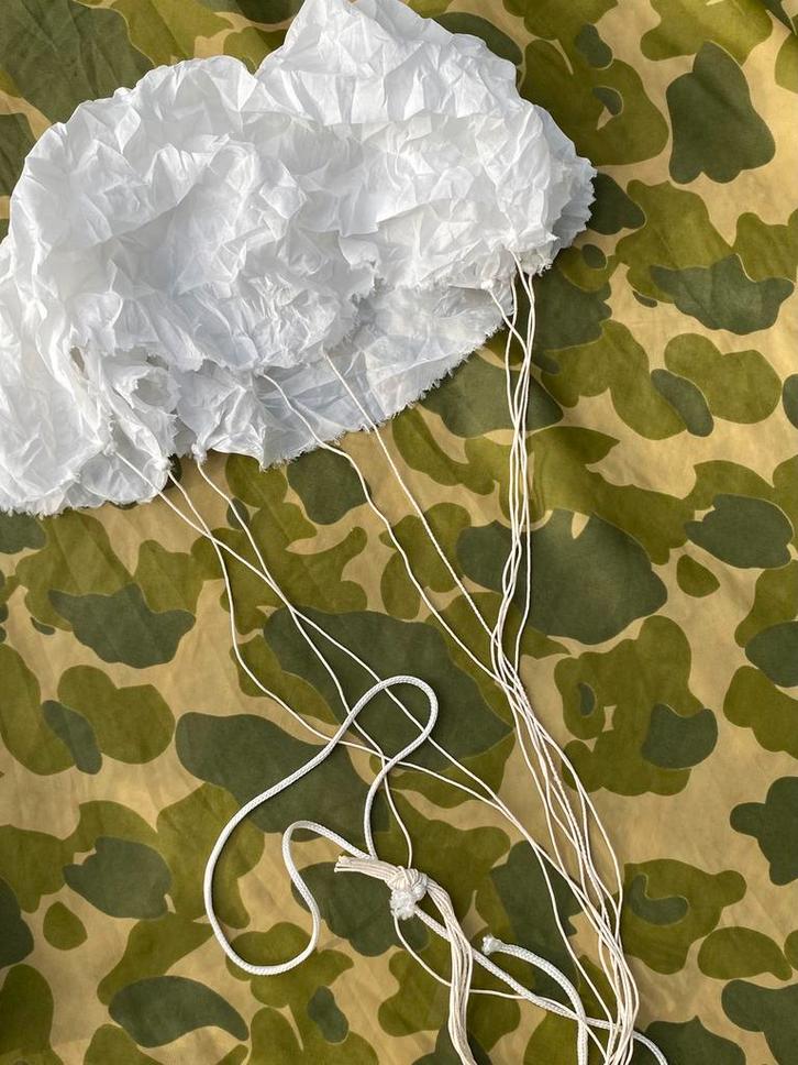 US WW2 kleine parachute, Verzamelen, Militaria | Tweede Wereldoorlog, Amerika, Ophalen of Verzenden
