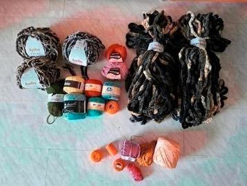 14 nieuwe bollen, verschillende merken,   beschikbaar voor biedingen