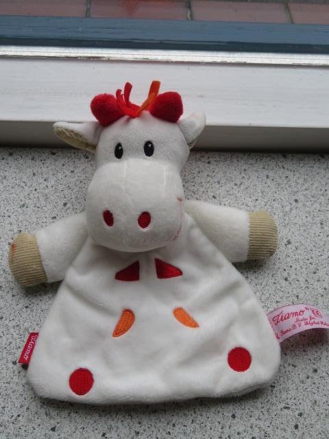 Knuffeldoek giraffe giraf koe of koetje merk Tiamo wit rood, Ophalen of Verzenden, Zo goed als nieuw, Koe