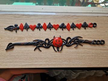 Artwith latex ketting choker beschikbaar voor biedingen