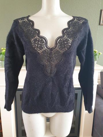 Schitterende warme hele zachte sexy zwarte trui L42 44 beschikbaar voor biedingen