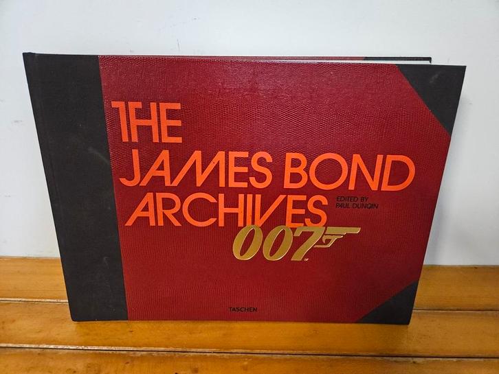 The James Bond Archives 007 Boek, Boeken, Literatuur, Ophalen of Verzenden