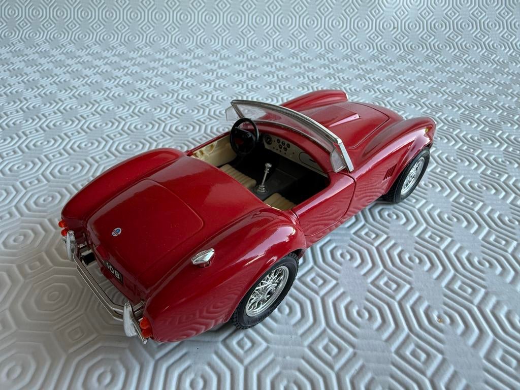 AC Cobra 427 Modelauto merk Burago, Ophalen of Verzenden, Zo goed als nieuw, Auto, Bburago