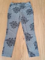 Zwart, witte Distrikt broek S., Kleding | Dames, Broeken en Pantalons, Distrikt, Zwart, Ophalen of Verzenden, Zo goed als nieuw