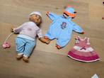 Popje met kleding, Ophalen of Verzenden, Zo goed als nieuw, Babypop