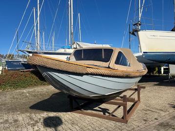 Sloep polyester Roodnat 700 Helderse vlet met Nanni diesel beschikbaar voor biedingen