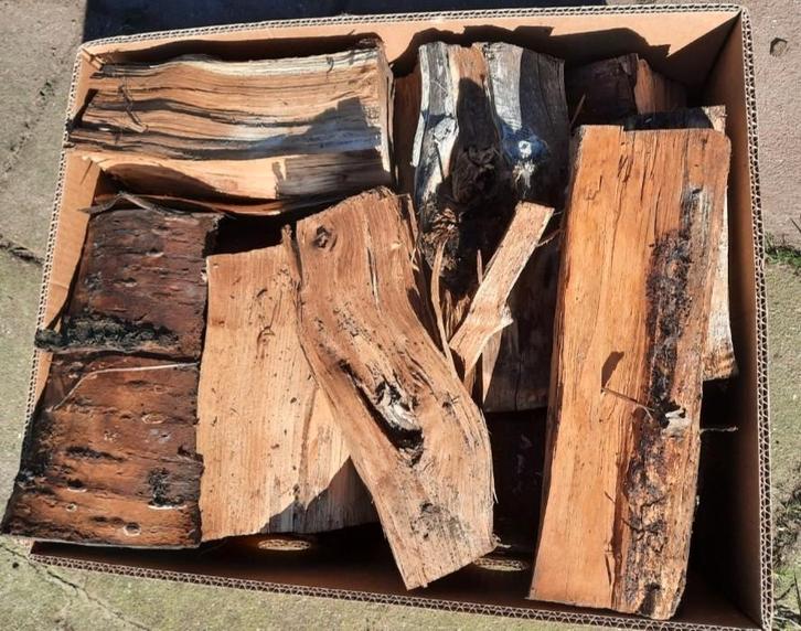 Kloofhout te koop, goed droog, verpakt per bananendoos 15kg, Tuin en Terras, Haardhout, Blokken, Overige houtsoorten, Minder dan 3 m³
