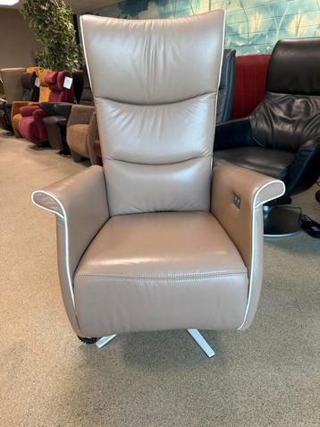 Luxe Sta op stoel relax fauteuil Prominent gratis bezorgd beschikbaar voor biedingen