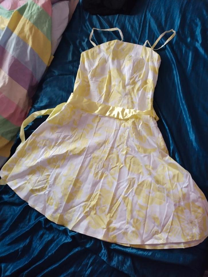 Wit/geel zomerjurkjes maat 46, Kleding | Dames, Jurken, Nieuw, Maat 46/48 (XL) of groter, Geel, Boven de knie, Ophalen of Verzenden
