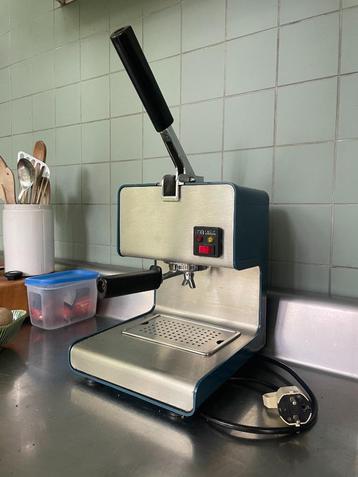 mini Gaggia espressomachine beschikbaar voor biedingen