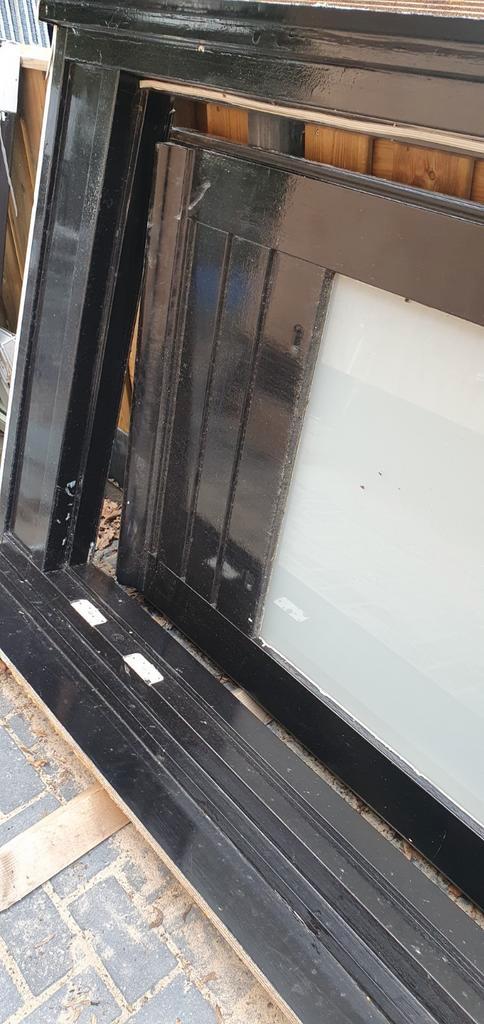 Voordeur buitendeur Met kozijn
Hardhout
Dubbelglas melkglas, Doe-het-zelf en Verbouw, Deuren en Horren, Zo goed als nieuw, Buitendeur