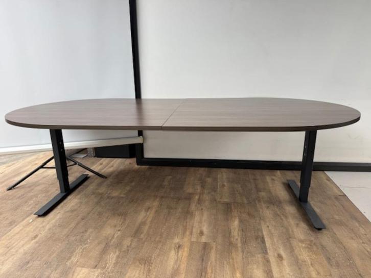 Ovale vergadertafel Teezz, Huis en Inrichting, Bureaus, Gebruikt, Ophalen of Verzenden