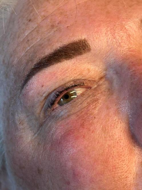 Behandelingen aangeboden ( Wenkbrauwen / Wimperlift), Sieraden, Tassen en Uiterlijk, Uiterlijk | Gezichtsverzorging, Zo goed als nieuw