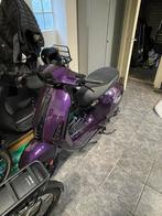 Vespa sprint custom, Fietsen en Brommers, Scooters | Vespa, Ophalen, Zo goed als nieuw, Benzine, Overige modellen
