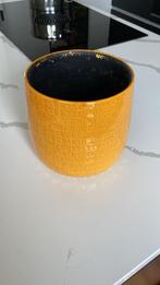 Gele Bloempot met Vierkantjes Motief, Tuin en Terras, Bloempotten, Gebruikt, Rond, Binnen, Ophalen of Verzenden