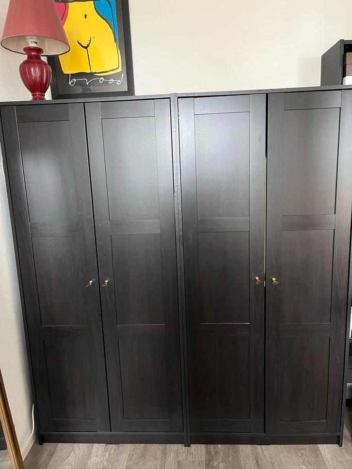 2x RAKKESTAD kledingkast zwartbruin, Huis en Inrichting, Kasten | Kledingkasten, Gebruikt, 150 tot 200 cm, 50 tot 75 cm, Met deur(en)
