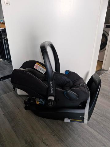 maxicosi rock inclusief maxicosi family fix one (isofix).  beschikbaar voor biedingen