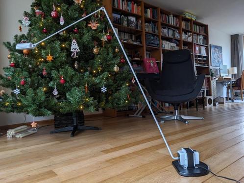 Lumina Daphine Terra Classic retro designlamp wit (z.g.a.n.), Huis en Inrichting, Lampen | Vloerlampen, Zo goed als nieuw, 100 tot 150 cm