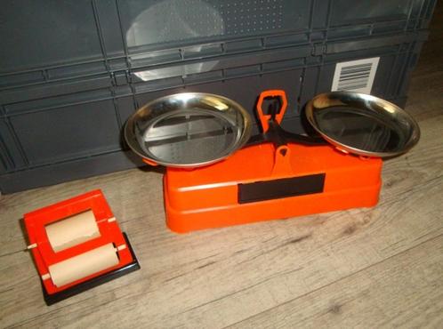 Vintage speelgoed weegschaal + een gratis papierrol, Antiek en Kunst, Antiek | Speelgoed, Ophalen