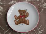 Steiff Bordje uit 1991 / Teddybeer met Rode Strik - 9.5 cm, Verzamelen, Beren en Cherished Teddies, Verzenden, Gebruikt, Overige typen