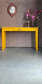Gele sidetable / haltafel / bureautje, Ophalen, Gebruikt, Minder dan 50 cm, Minder dan 25 cm