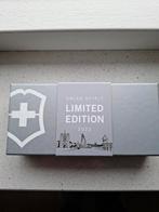 Victorinox Cadet Swiss Spirit 2022 mes zakmes, Ophalen of Verzenden, Nieuw