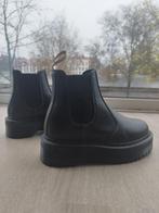 Dr Martens Vegan Chelsea Quad Boots size 38, Ophalen, Zwart, Lage of Enkellaarzen, Dr. Martens