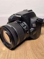 Canon EOS 250D + 18-55mm EFS kitlens, Audio, Tv en Foto, Fotocamera's Digitaal, Spiegelreflex, Canon, Ophalen of Verzenden, Zo goed als nieuw