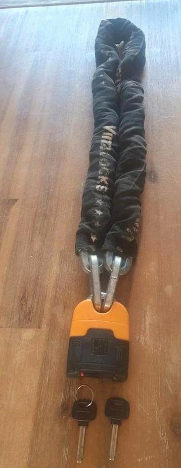Motor/scooter slot " Vinz Makalu "  ( z.g.a.n )  beschikbaar voor biedingen