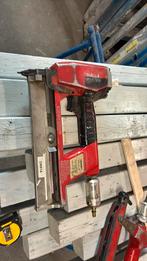 Haubold nietapp op lucht, Ophalen