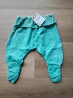 Nieuwe zacht groene broek mt 104-110, Ophalen of Verzenden, Nieuw, Meisje, Broek