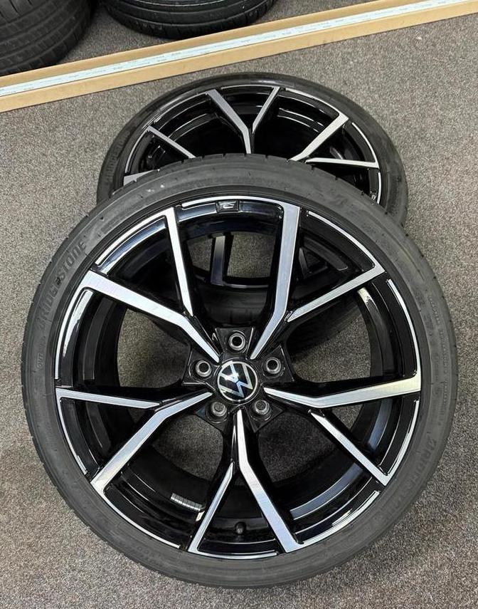 VW Golf 8 R Estoril Bicolor Velgen 19 5H0601025S ORIGINEEL🥇, Auto-onderdelen, Banden en Velgen, Banden en Velgen, Zomerbanden