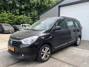 Dacia Lodgy 1.2 TCe Lauréate 7p | Airco | Navi | PDC beschikbaar voor biedingen
