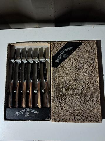 Royal Windsor Steakmessen Set beschikbaar voor biedingen