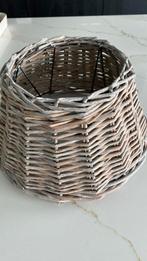 Rieten lampenkap, Huis en Inrichting, Lampen | Lampenkappen, Ophalen of Verzenden, Zo goed als nieuw, Rond, Minder dan 25 cm