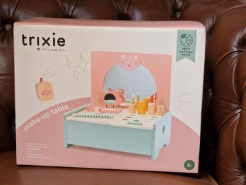 Trixie Houten make up tafel  beschikbaar voor biedingen