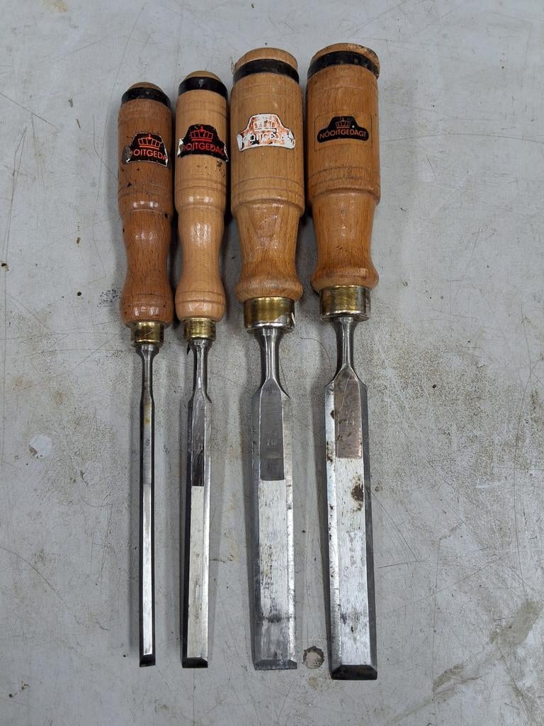 Setje Nooitgedagt steekbeitels 6, 10, 16 en 18mm, Ophalen of Verzenden