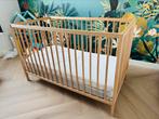Babybedje 60x120 incl 2 matrassen, Kinderen en Baby's, Babywiegjes en Ledikanten, Ophalen, Gebruikt, Ledikant
