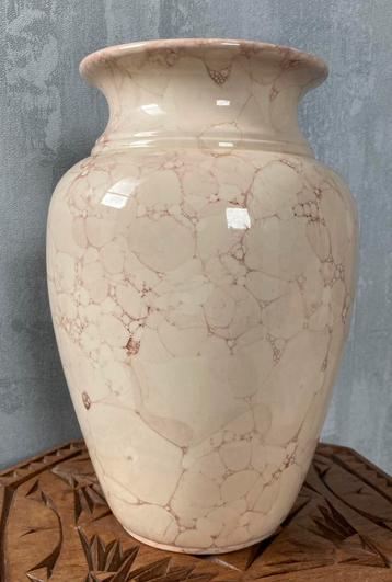 Vintage marmer-look vaas, zacht roze, 26 cm hoog