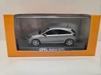 Minichamps Opel Astra GTC 1:43, Hobby en Vrije tijd, Modelauto's | 1:43, Ophalen of Verzenden, ., ., .