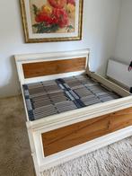 Bed 180x200cm elektrisch verstelbaar + nachtkast en kaptafel, Huis en Inrichting, Ophalen, Bruin, Tweepersoons, 180 cm