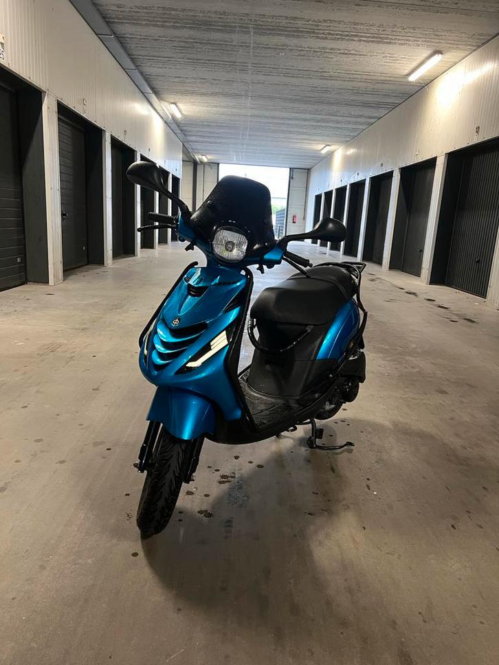 Piaggio Zip 50cc 2021 Full option- 3xxxKM, Fietsen en Brommers, Scooters | Piaggio, Nieuw, Zip, Maximaal 45 km/u, Benzine, Ophalen