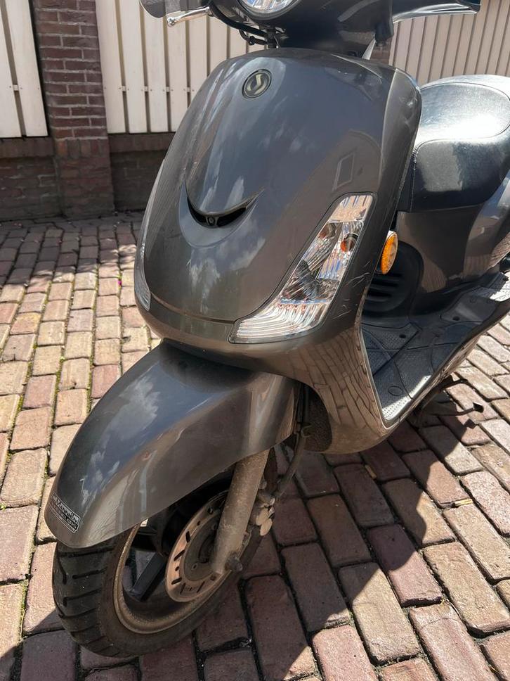 Sym Fiddle 2 (Geel Kenteken) - Bouwjaar 2016, Fietsen en Brommers, Scooters | SYM, Gebruikt, Fiddle, Maximaal 45 km/u, Benzine