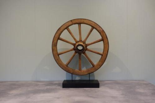 Wagenwiel op voet, karrewiel op standaard, KIJK NU!, Antiek en Kunst, Curiosa en Brocante, Ophalen of Verzenden